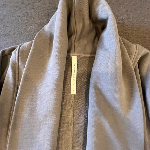 Cardigan - Picture 2 of 2